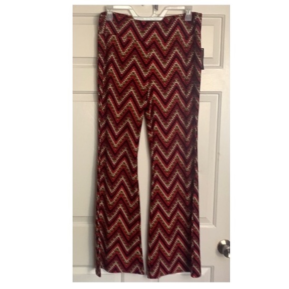 🎅 NO BOUNDARIES High Rise Geometric Flare Geo Pants NWT XXXL - Picture 7 of 15